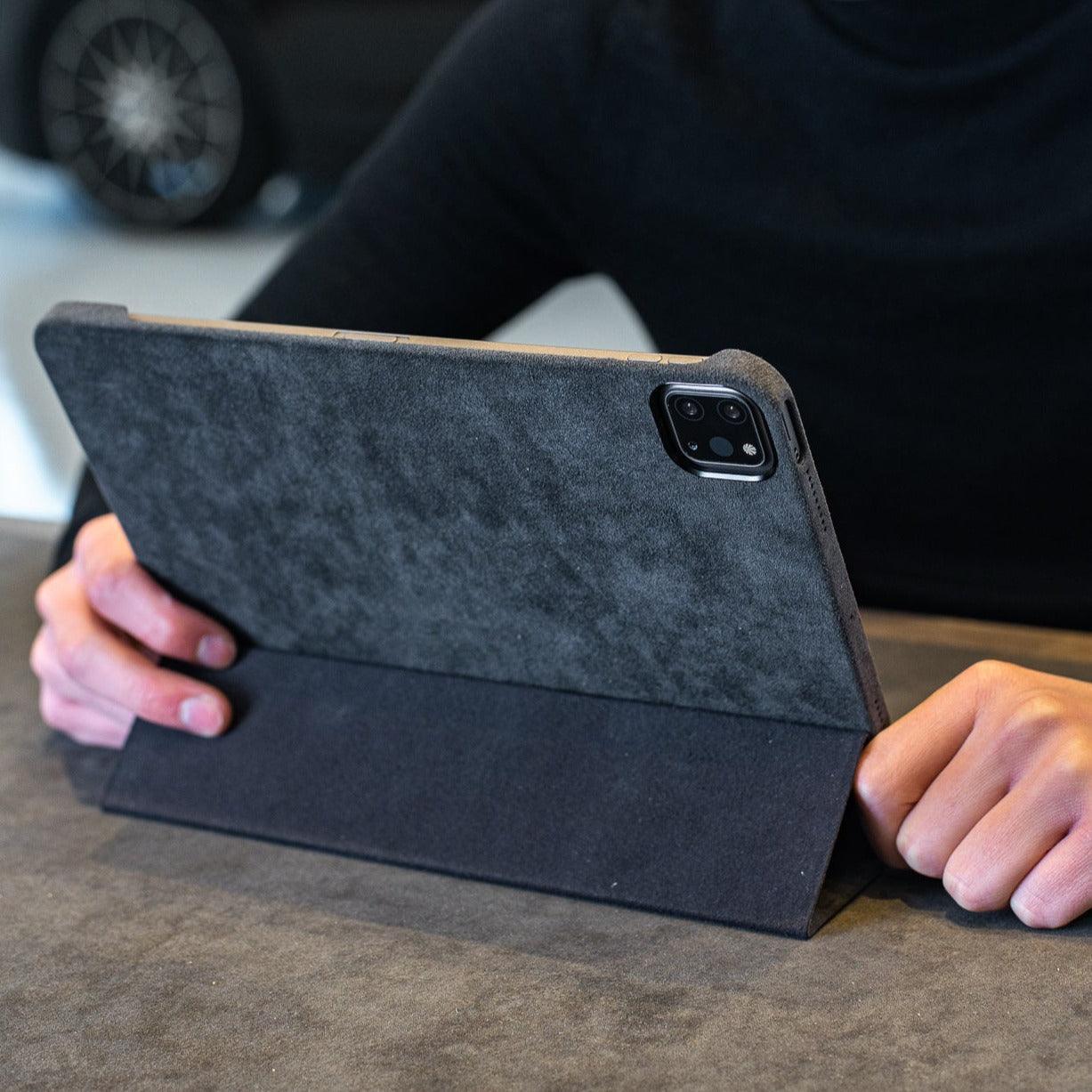 Alcantara iPad Cover - For iPad Pro (11 inch) - Space Grey - Alcanside