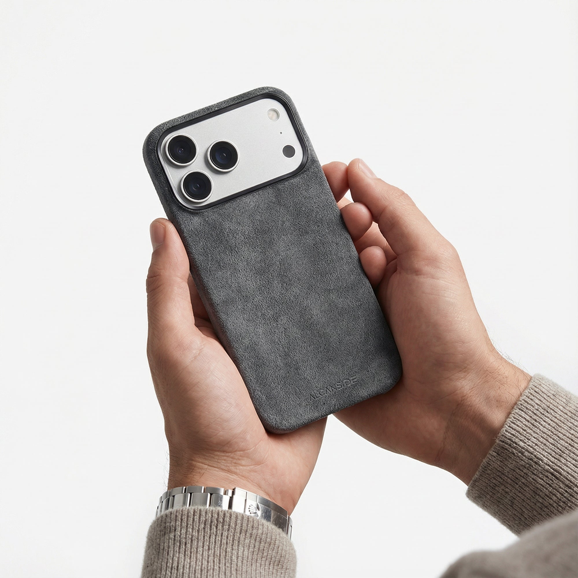 iPhone 17 Pro Max - Alcantara Case - Space Grey - Alcanside